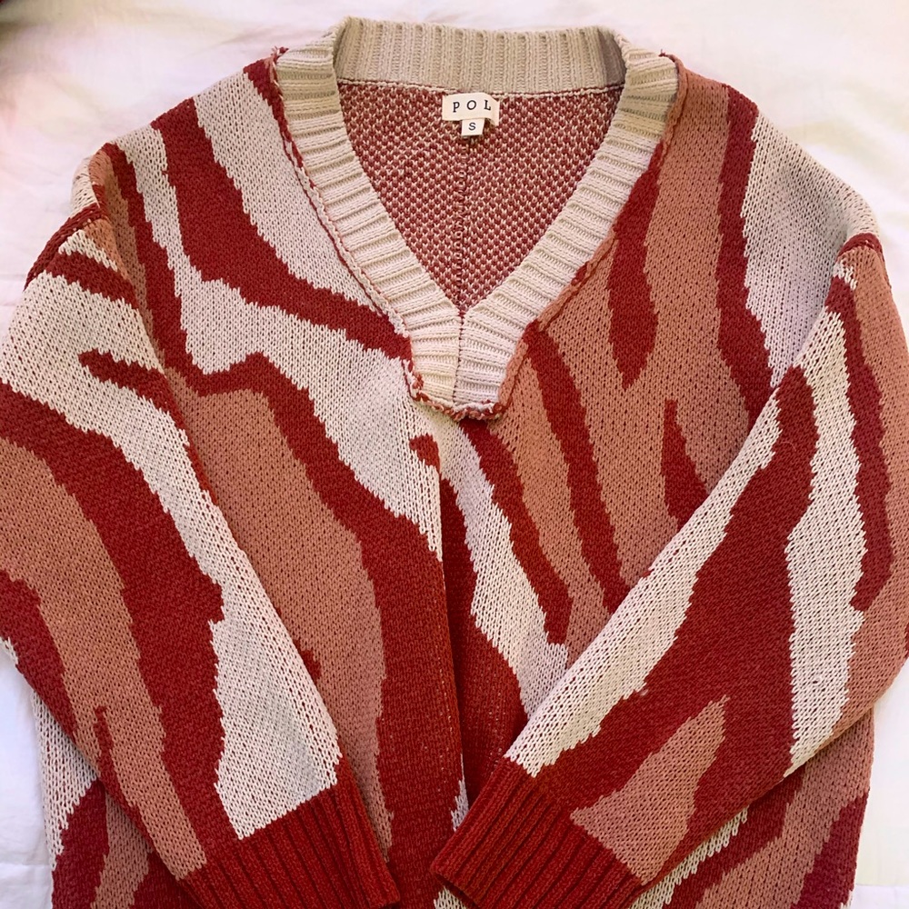v neck sweater